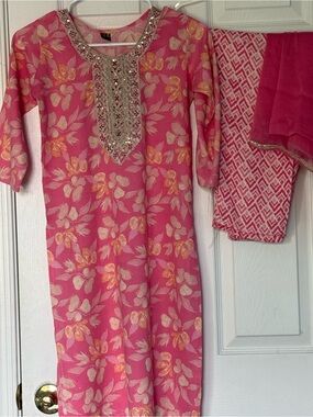 Kids 3 piece Indian dress